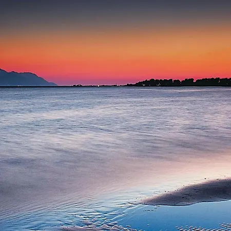 Apartmán 5 Bedroom Stunning In