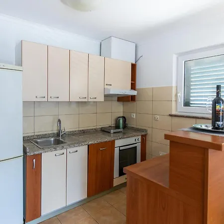 Apartment In With Wifi