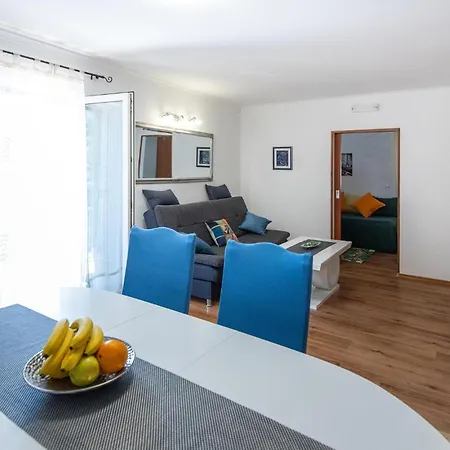 In With Wifi Apartment Ploce (Dubrovnik-Neretva)