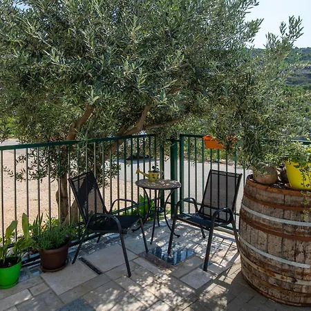 5 Bedroom Stunning In Daire