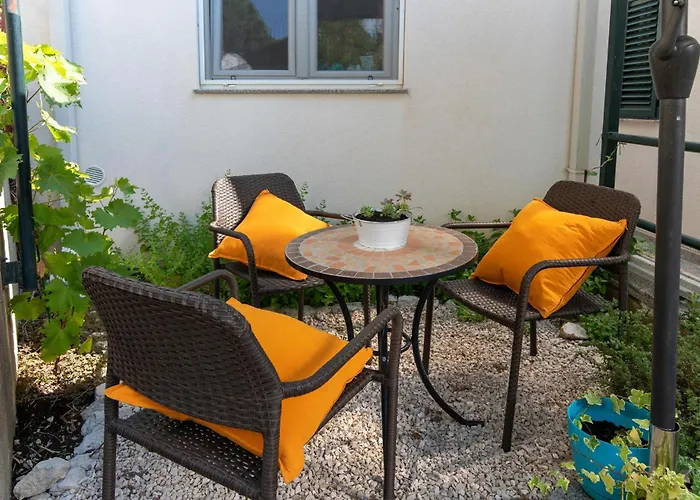 5 Bedroom Stunning In *