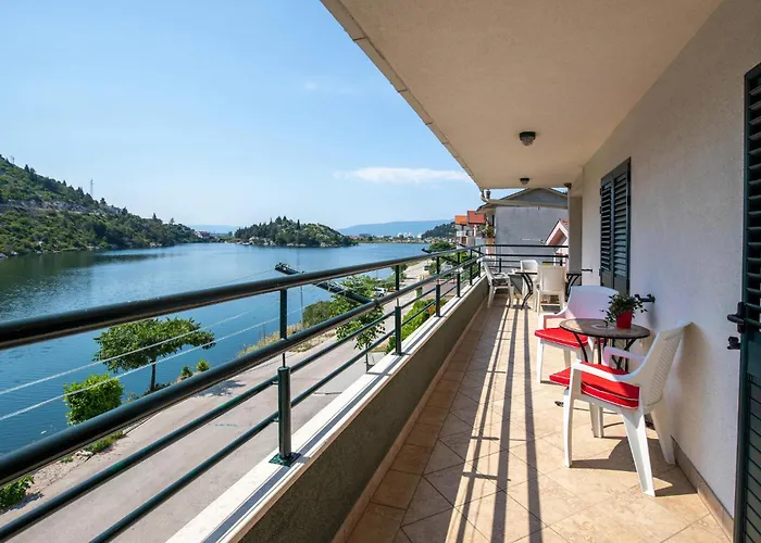 5 Bedroom Stunning In * Ploce (Dubrovnik-Neretva)
