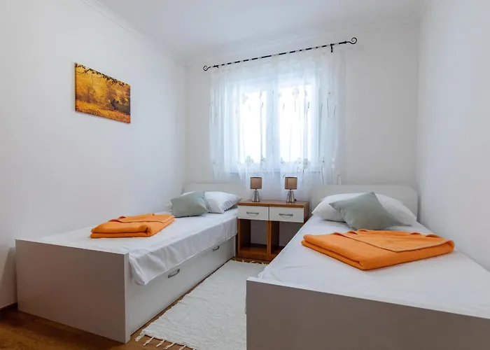 Apartmán 5 Bedroom Stunning In *